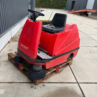 Opzit veeg- zuigmachine, Meclean, Buster 1100 TTE, rood/zwart