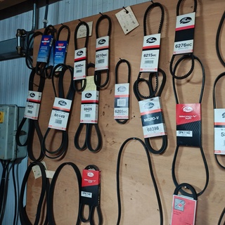 partij V-snaren, kabel en slagenklemmen