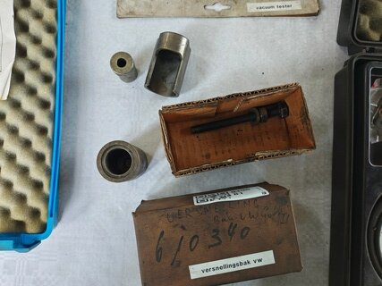 Versnellingsbak VW pers gereedschap