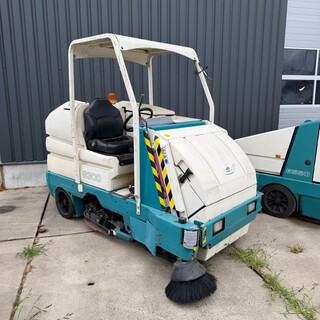 Opzit schrob- veegmachine, Tennant, 8300, wit/groen