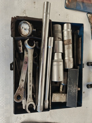 Kleppen gereedschap, Opel en VW