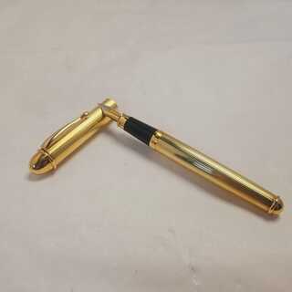 Vulpen Opera Paris – Goudkleurig met two tone nib