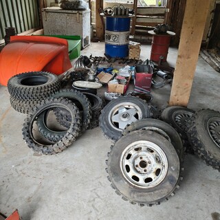 Partij  onderdelen voor crossauto’s