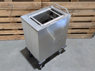 Onverwarmde verrijdbare dienbladenstapelaar, MOBILE CONTAINING, SE-MS/