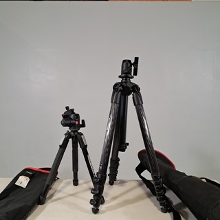 2x Camerastatief, Manfrotto, MT057C4 en model 190