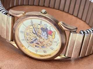 Disney Mickey Mouse Skeleton Horloge