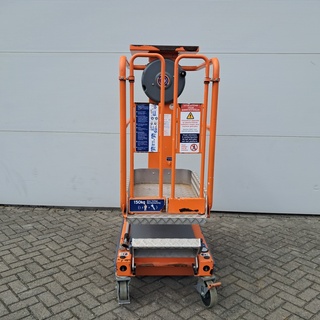 Personenlift 4,2m manueel JLG, Power Towers Ecolift, bouwjaar 2020