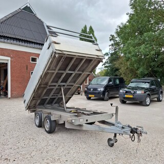 3-Zijdige kiepaanhanger, Eduard, K4, 2015