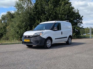 Bedrijfsauto, FIAT, Doblò CARGO 1.4 T-Jet Natural Power L1H1, 2018