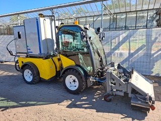 Werktuigdrager met heetwatermachine, Multihog, CX75, 2016
