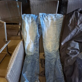 2x Diverse motorbroek, maat 4XL en 38