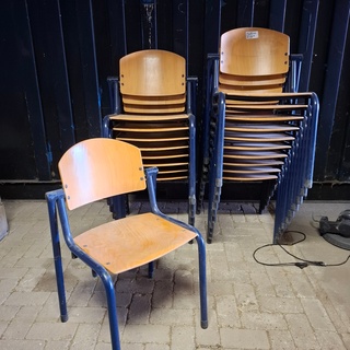 Ca. 19x Stapel stoel