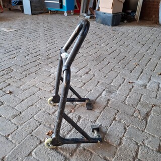 Motorsteun ConStands