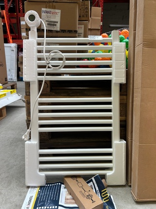 Elektrische handdoekradiator 750W, Masterwatt, 300100750 CALOR 750W St