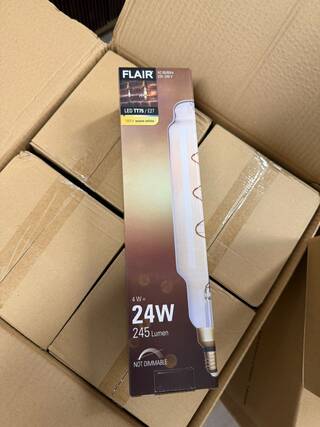 Ca. 32x Decoratieve LED buislampen, Flair, LED TT75 / E27 (Art. 104455