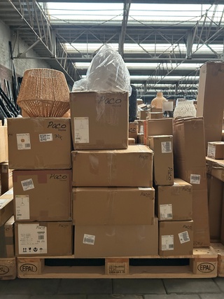 Pallet design verlichting ca. 31x Paco Home