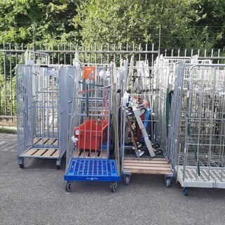 Partij diverse rolcontainers