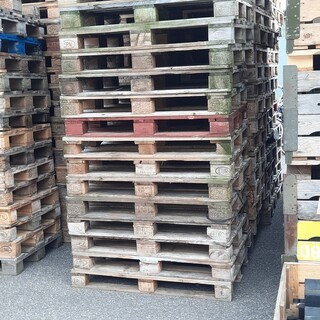 Ca. 90x Pallet, O.a Euro