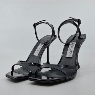 Paar pumps, maat 39