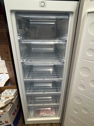 Vrijstaande vriezer 177 liter CHiQ, CSD208D4D