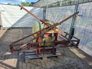 Vloeistofspuit inrichting, hefgedragen, Hardi, Glostrup BL200