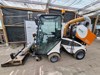 Werktuigdrager met onkruidbrander Nillfisk, City-Ranger 2250, bouwjaar
