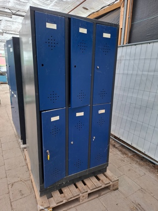 4x kledinglocker