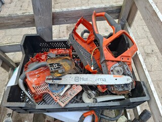 Partij tuingereedschap o.a. Makita Husqvarna