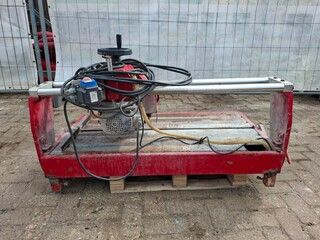 Tegelzaagmachine