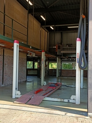 4-Koloms hefbrug met ingebouwde krik, Stertil Koni, ST-4040-S capicite