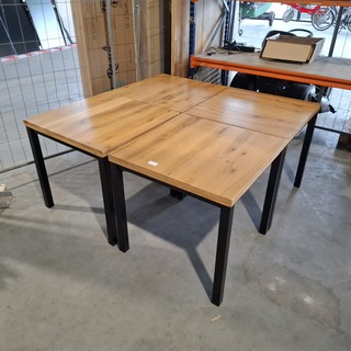 4x Eiken horeca/ kantine tafels