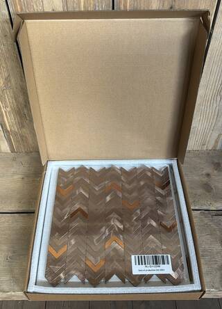 Ca. 75x Wand Decoratietegel Miller&Jacobs, 30x30cm