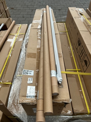 Ca. 170x Led tube 18W 3000K 1197 mm, Qbright, QB-LT-18W-3K-125-1197