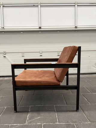 4x Fauteuil bruin leer met metalen frame