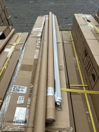 Ca. 170x Led tube 18W 3000K 1197 mm, Qbright, QB-LT-18W-3K-125-1197