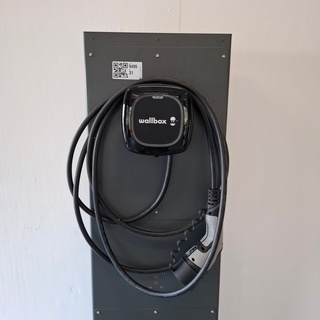 Autolaad station Wallbox, bouwjaar 2022
