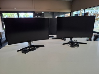 2x Monitor Samsung, C24F396FHU