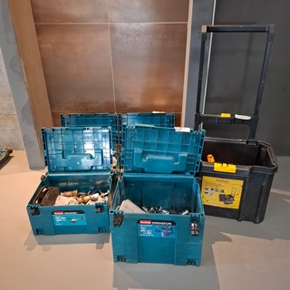 Assortiment installatiemateriaal en toebehoren