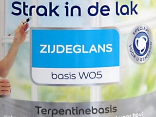 3x Zijdeglans Lak Flexa, strak in de lak, basis w05