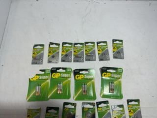 Partij met diverse GP batterijen