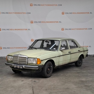 Personenauto, Mercedes-Benz, 230, 230, 1977