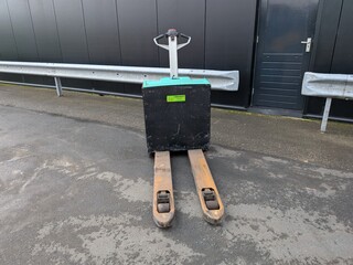Pompwagen Mitsubishi, PBP16N2, bouwjaar 2017