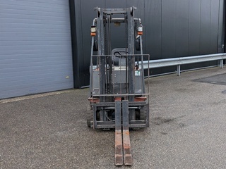 Heftruck Nissan, GM01-16LU, bouwjaar 2000