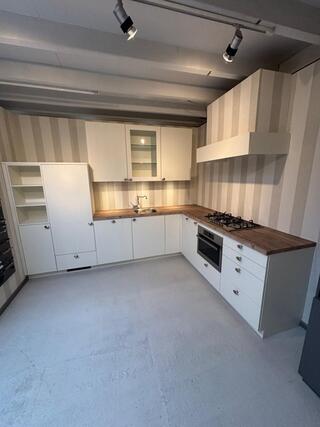 L model keuken, Bauformat, wit