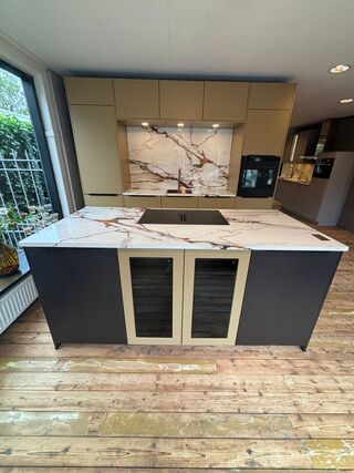 Keuken+kookeiland, Nolte, zwart/beige