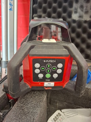 Bouwlaser met statief Futech, Paragreen