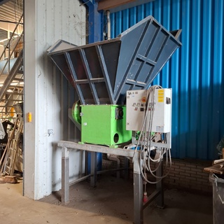 Industriële houtshredder, Votecs, EZ 6/1, 2012