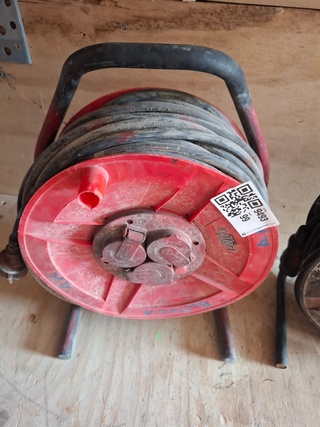 2x Kabelhaspel, 230V