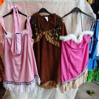 Ca. 48x Cowboy en indianen feestkleding