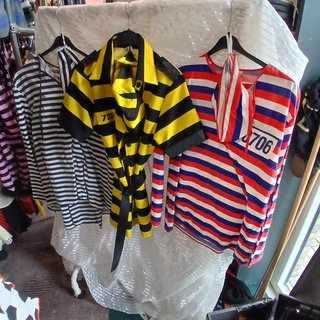Ca. 79x Feestkleding gevangenis, Daltons